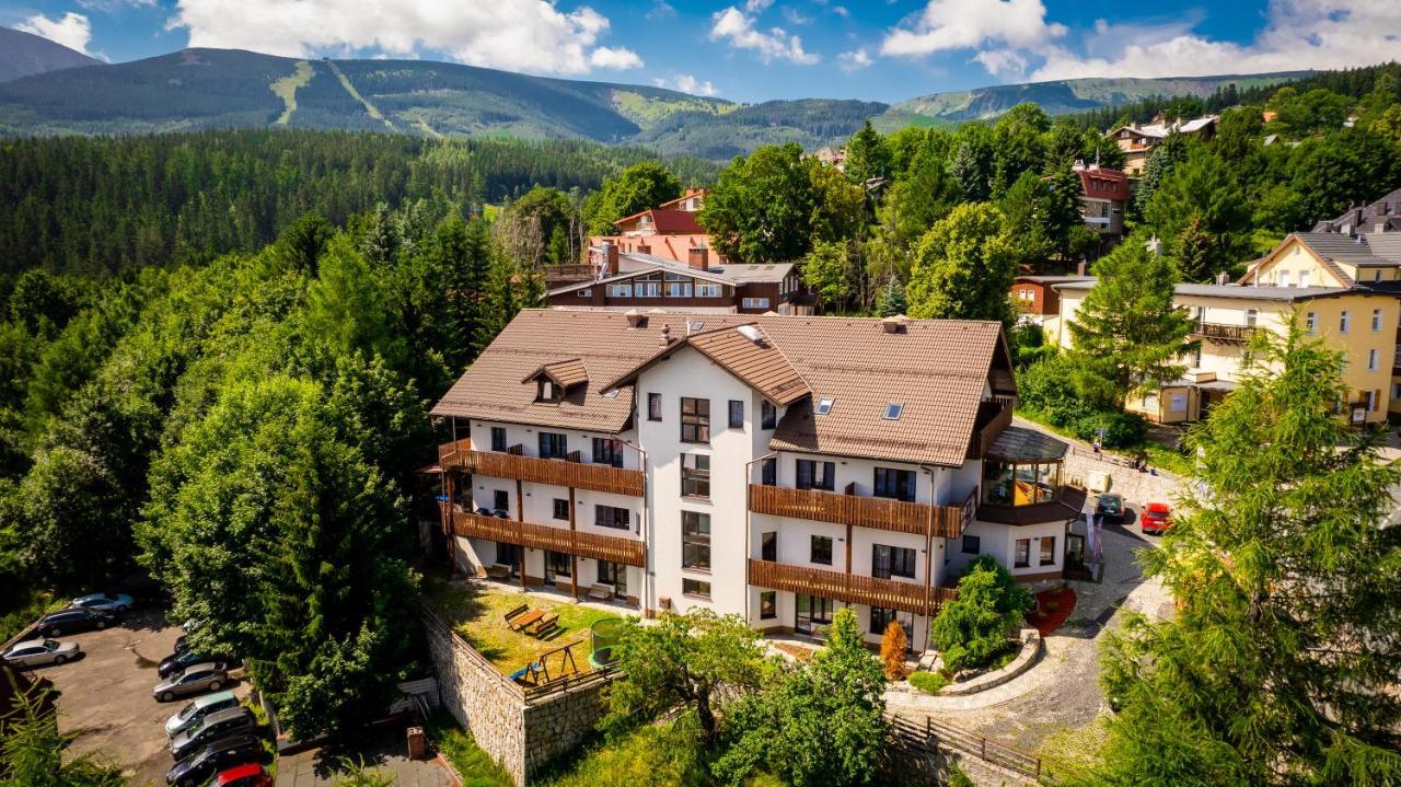 Karpacki & Spa - Blisko Wyciagu, Restauracja, Sala Zabaw, Bar 24H (Adults Only) Karpacz Luaran gambar